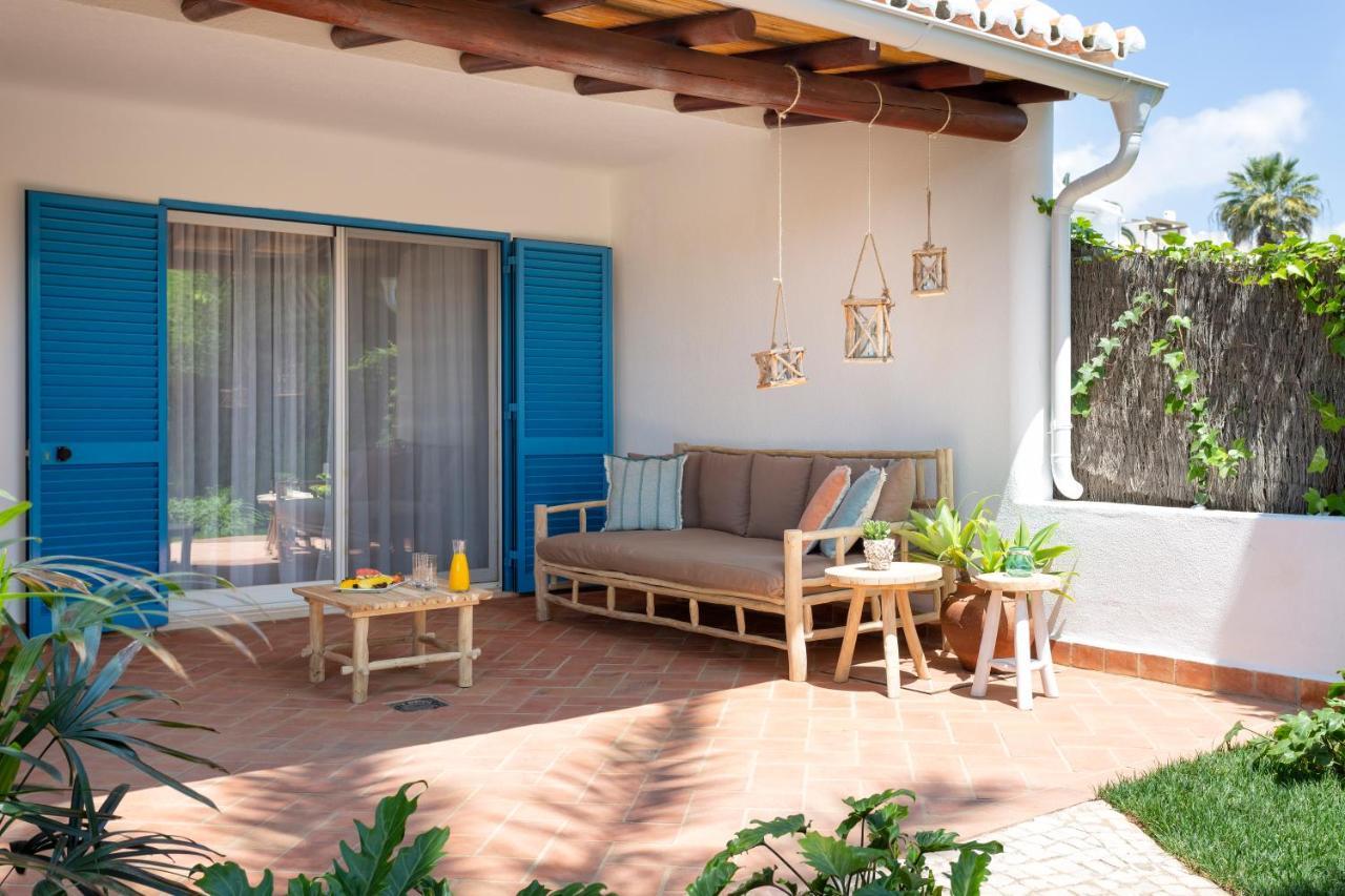 Vila Vita Parc Armacao de Pera Ngoại thất bức ảnh A typical patio